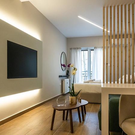 Elegant Suite - ピレウス エクステリア 写真