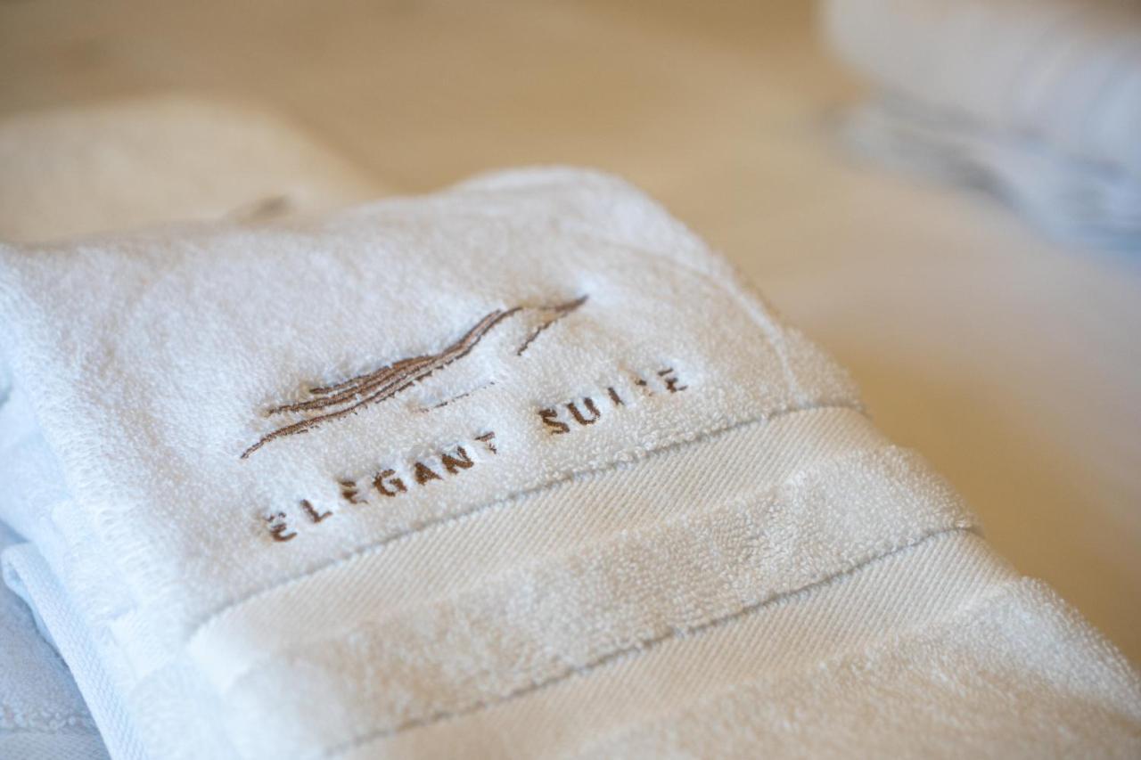 Elegant Suite - ピレウス エクステリア 写真